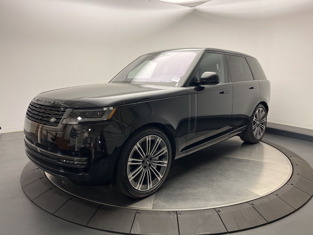 2023 Land Rover Range Rover SE's photo