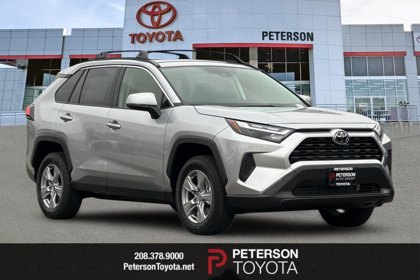 2025 Toyota RAV4 XLE's photo