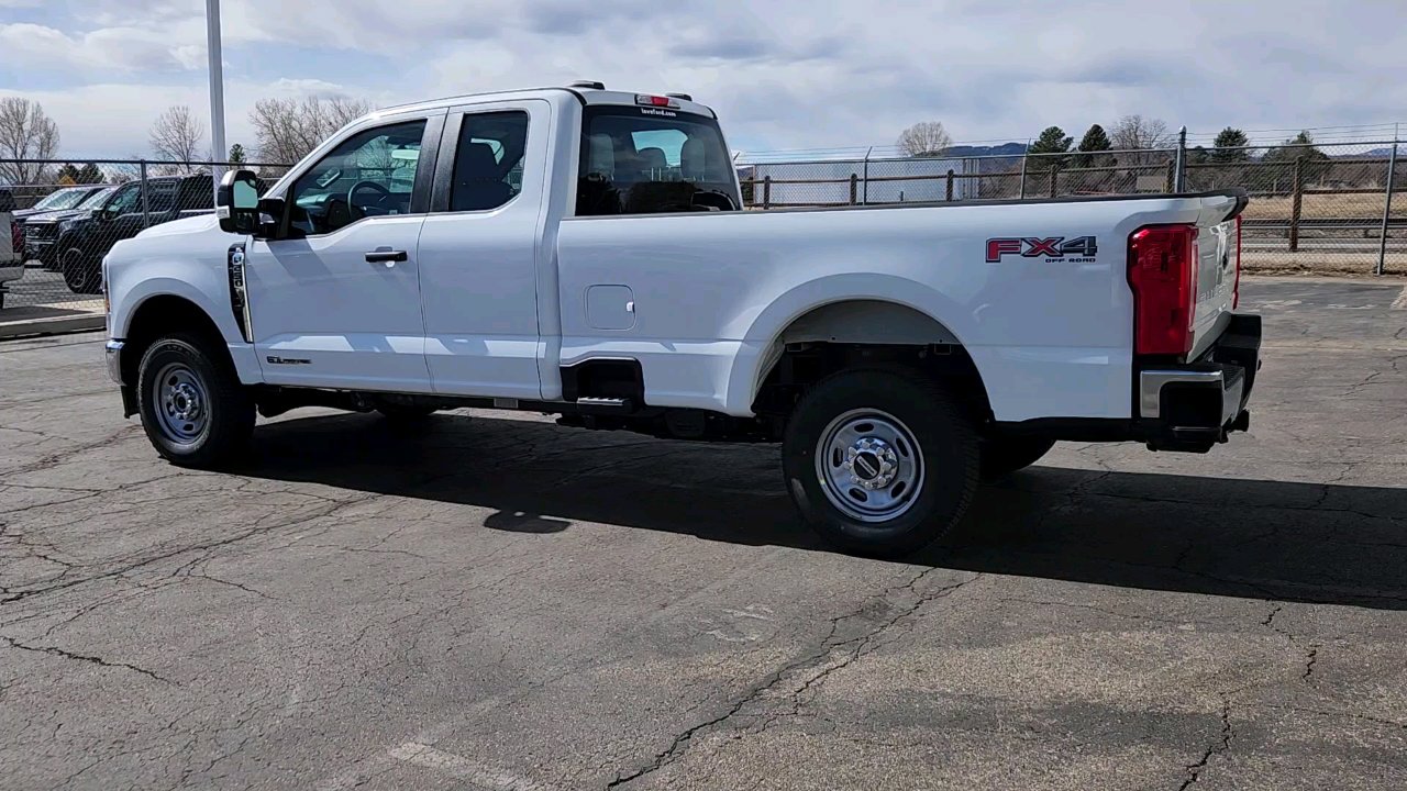 2025 Ford F-250 XL photo 4