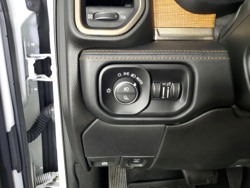 2019 Ram 2500 Laramie Longhorn photo 27