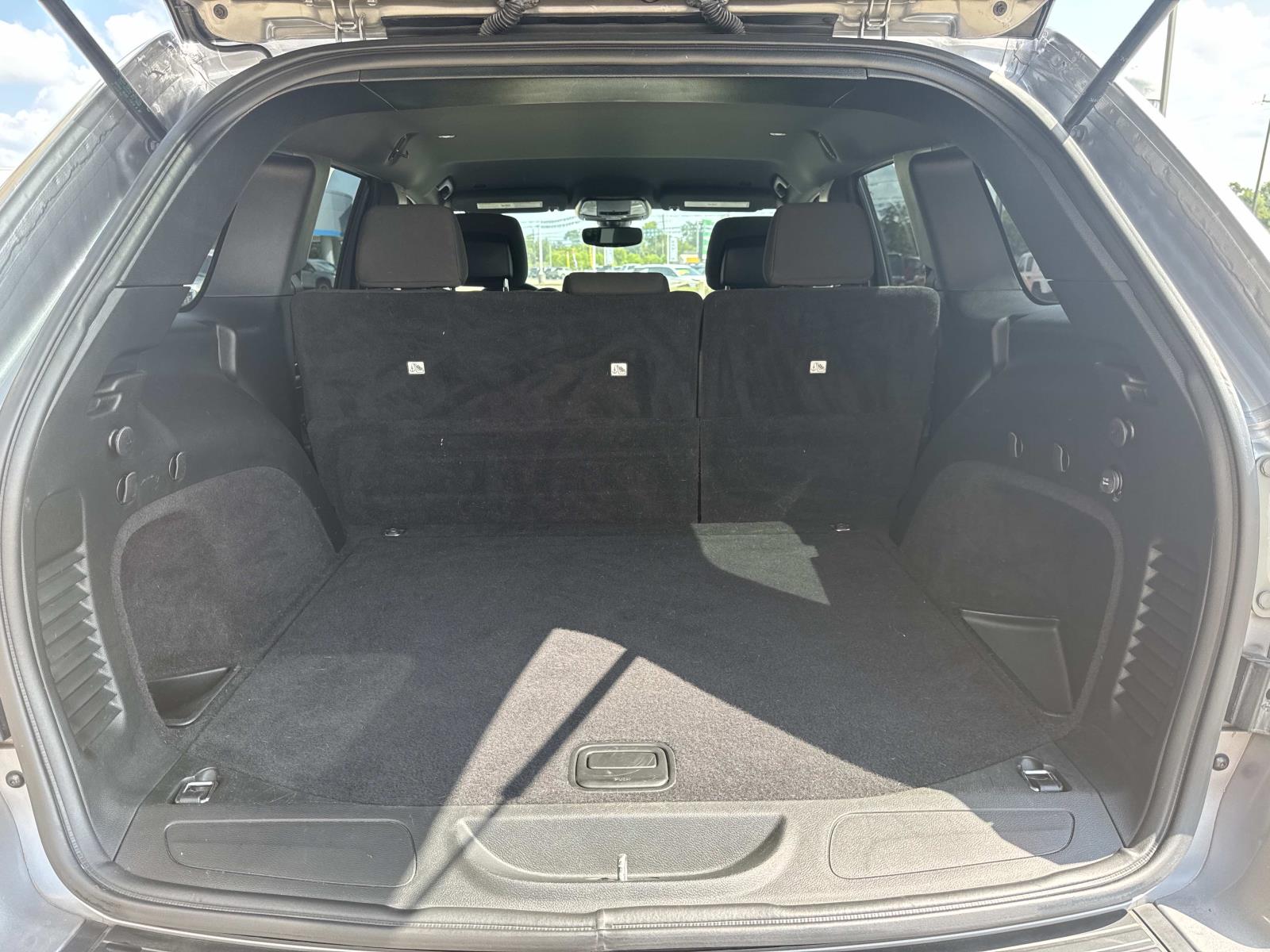 2018 Jeep Grand Cherokee Laredo E photo 8
