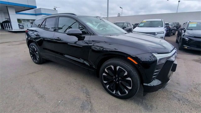 Used 2025 Chevrolet Blazer EV RS with VIN 3GNKDHRK9SS167511 for sale in National City, CA