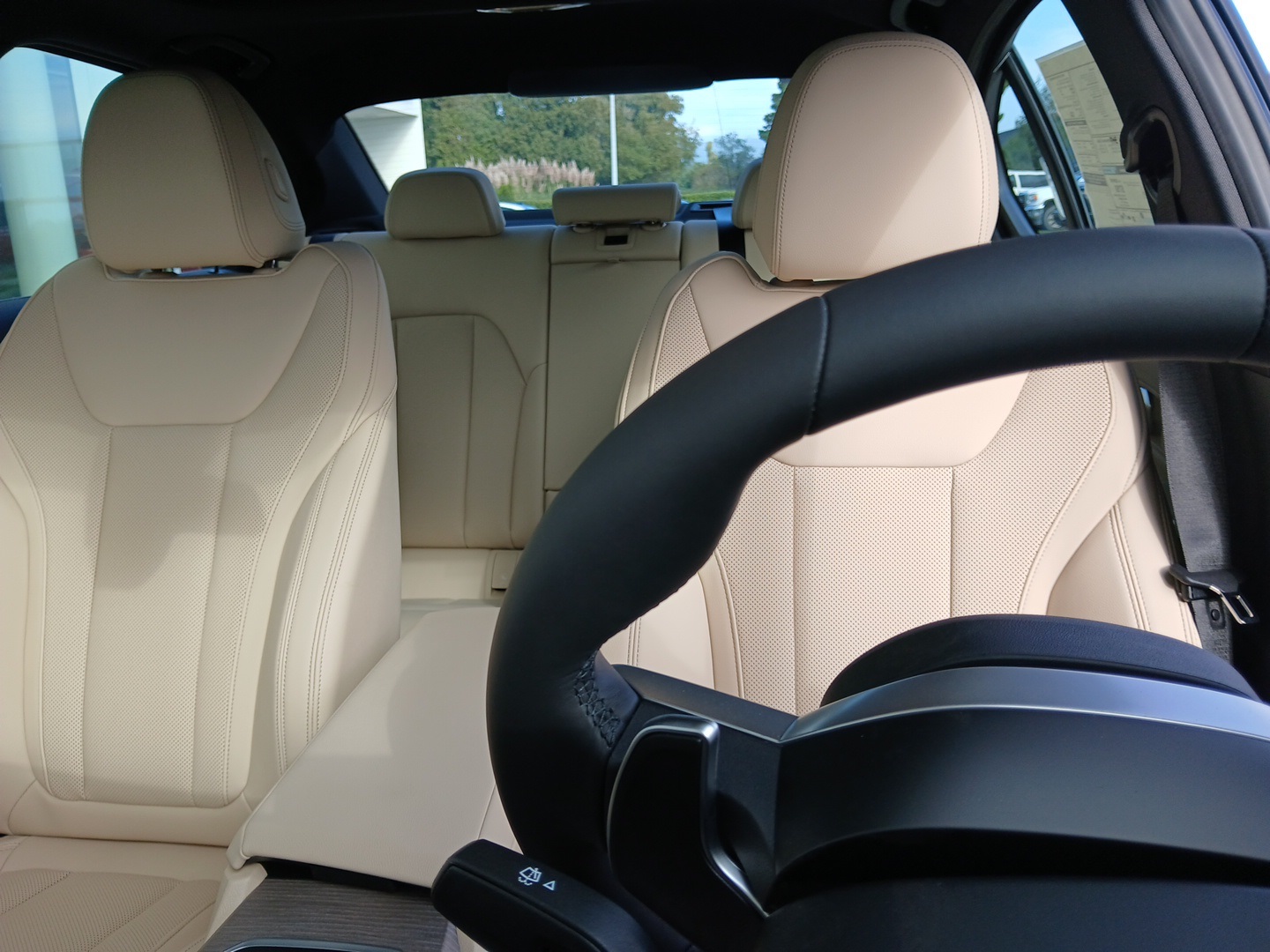 2025 Bmw 330i photo 22