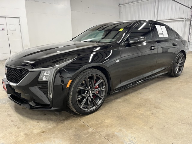 2025 Cadillac CT5 Sport photo 3