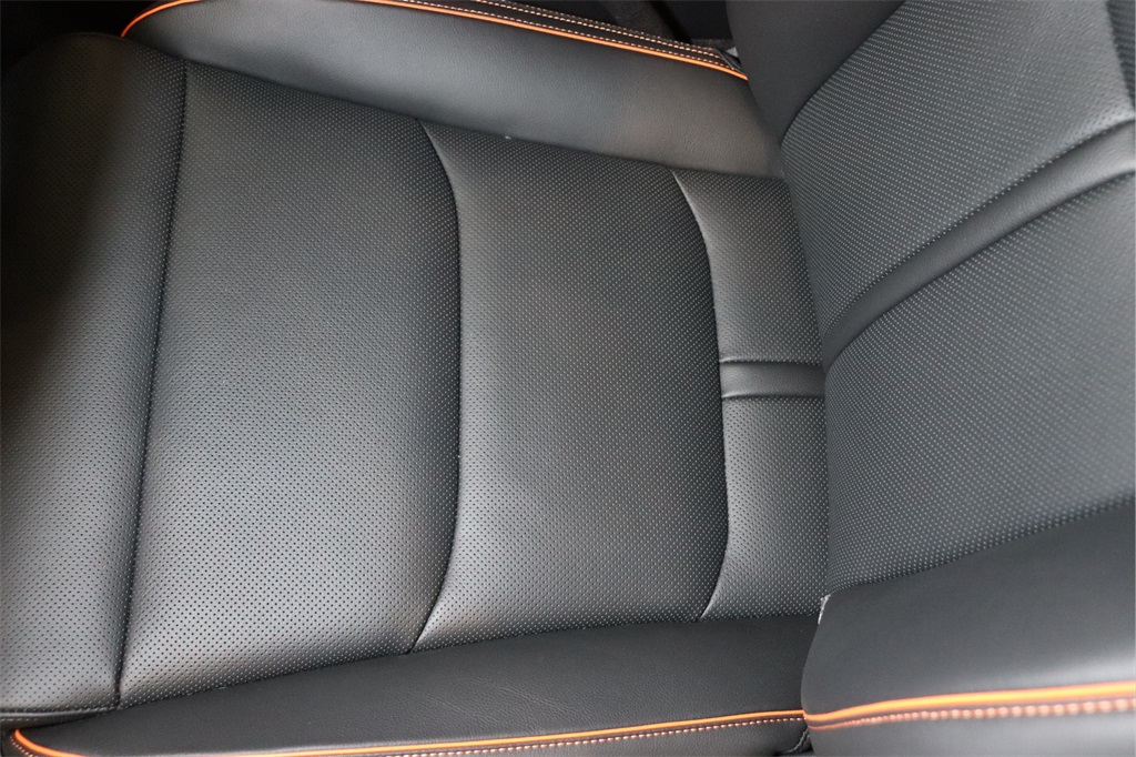 2026 Genesis GV70 2.5T Sport Prestige photo 8