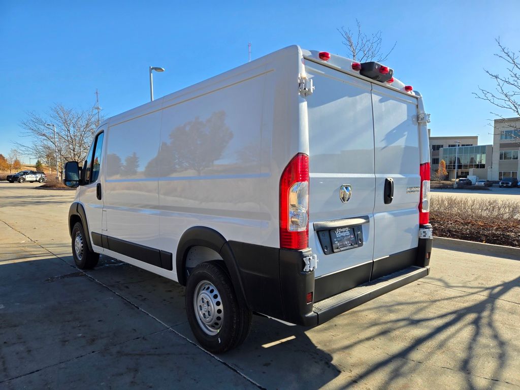 2025 Ram ProMaster 2500 photo 4