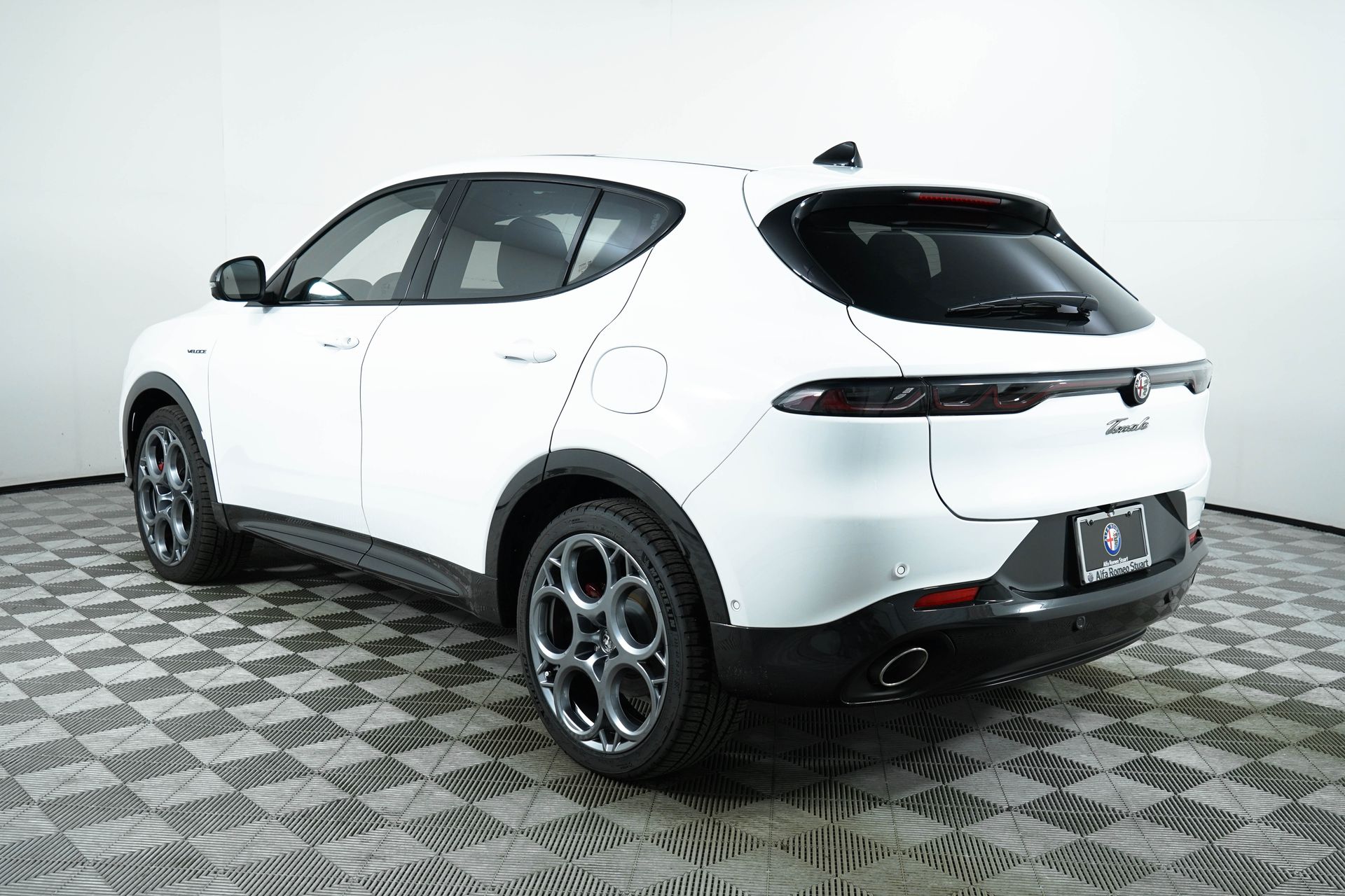 2024 Alfa Romeo Tonale Veloce photo 4