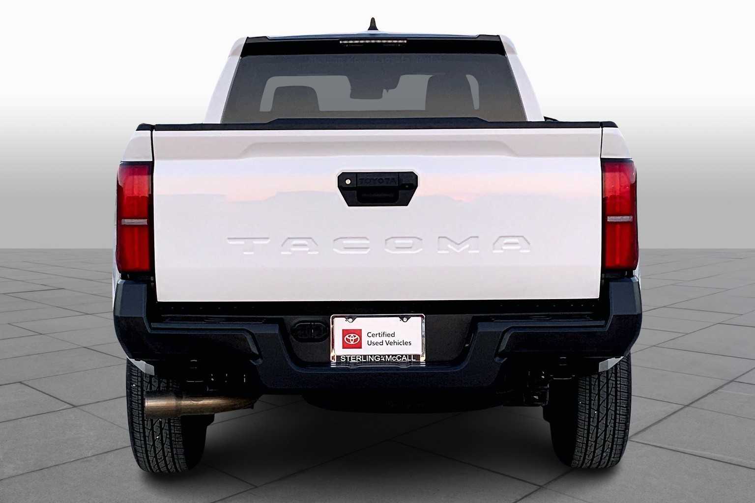 2024 Toyota Tacoma SR XtraCab photo 4