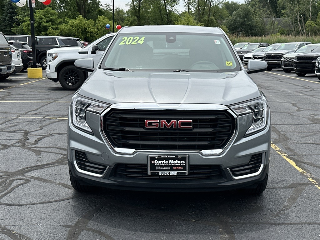 2024 GMC TERRAIN - Image 3