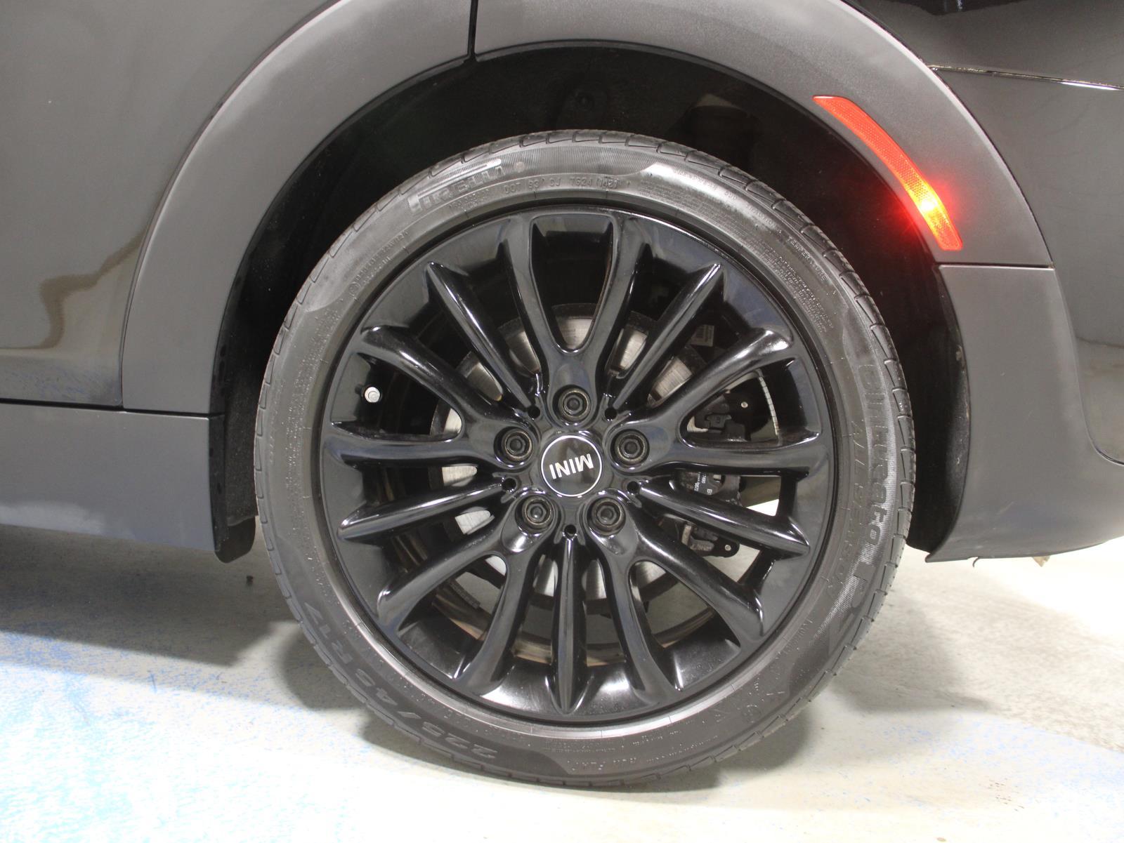 2022 Mini Clubman Base S ALL4 photo 19