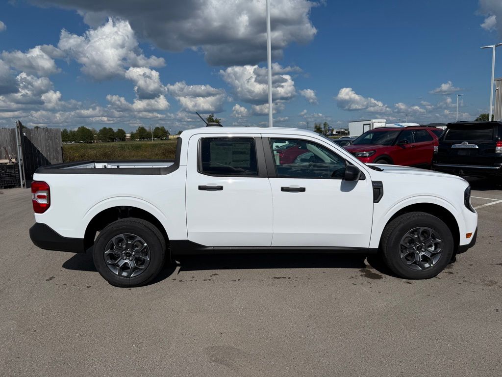 2025 Ford Maverick XLT photo 29