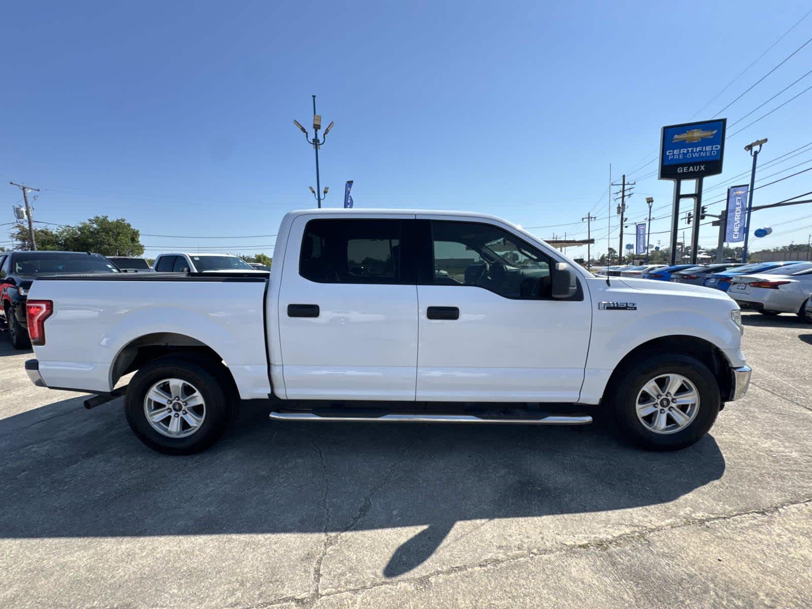 2015 Ford F-150 XLT photo 8