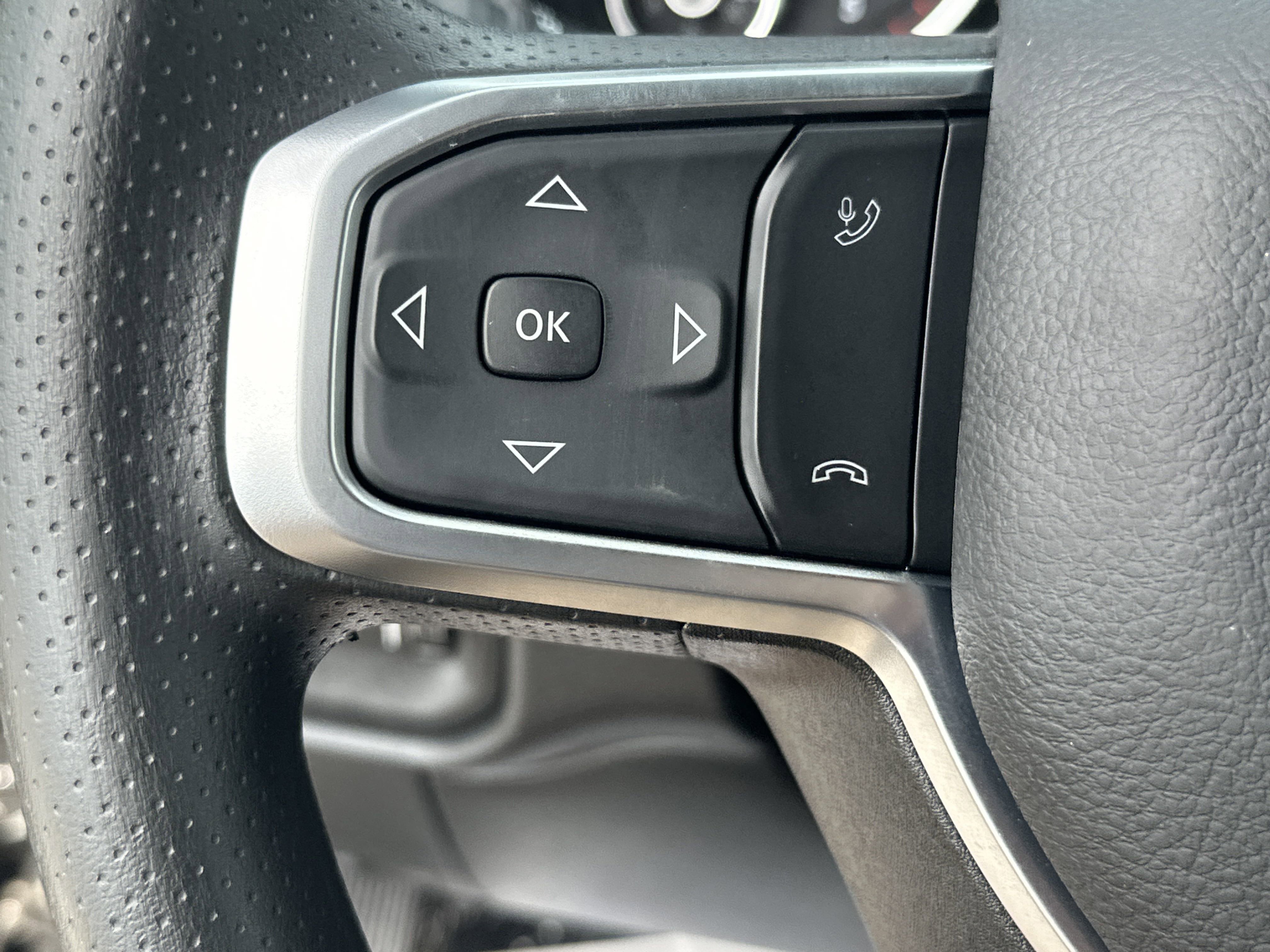2025 Ram 2500 Tradesman photo 3