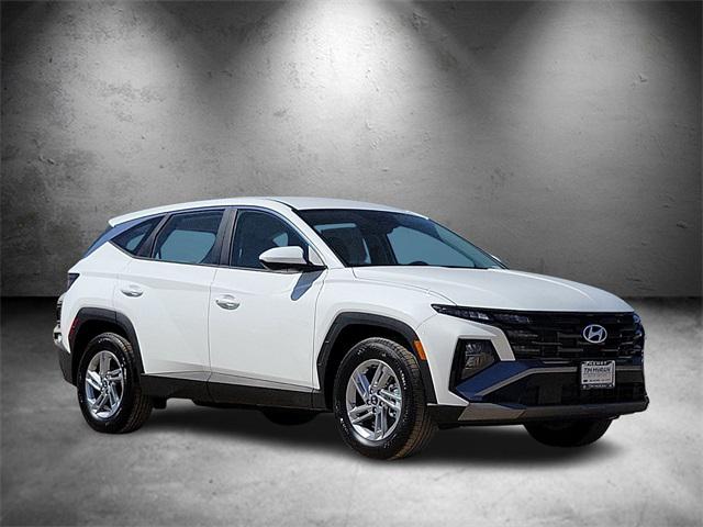 2025 Hyundai Tucson SE photo 3