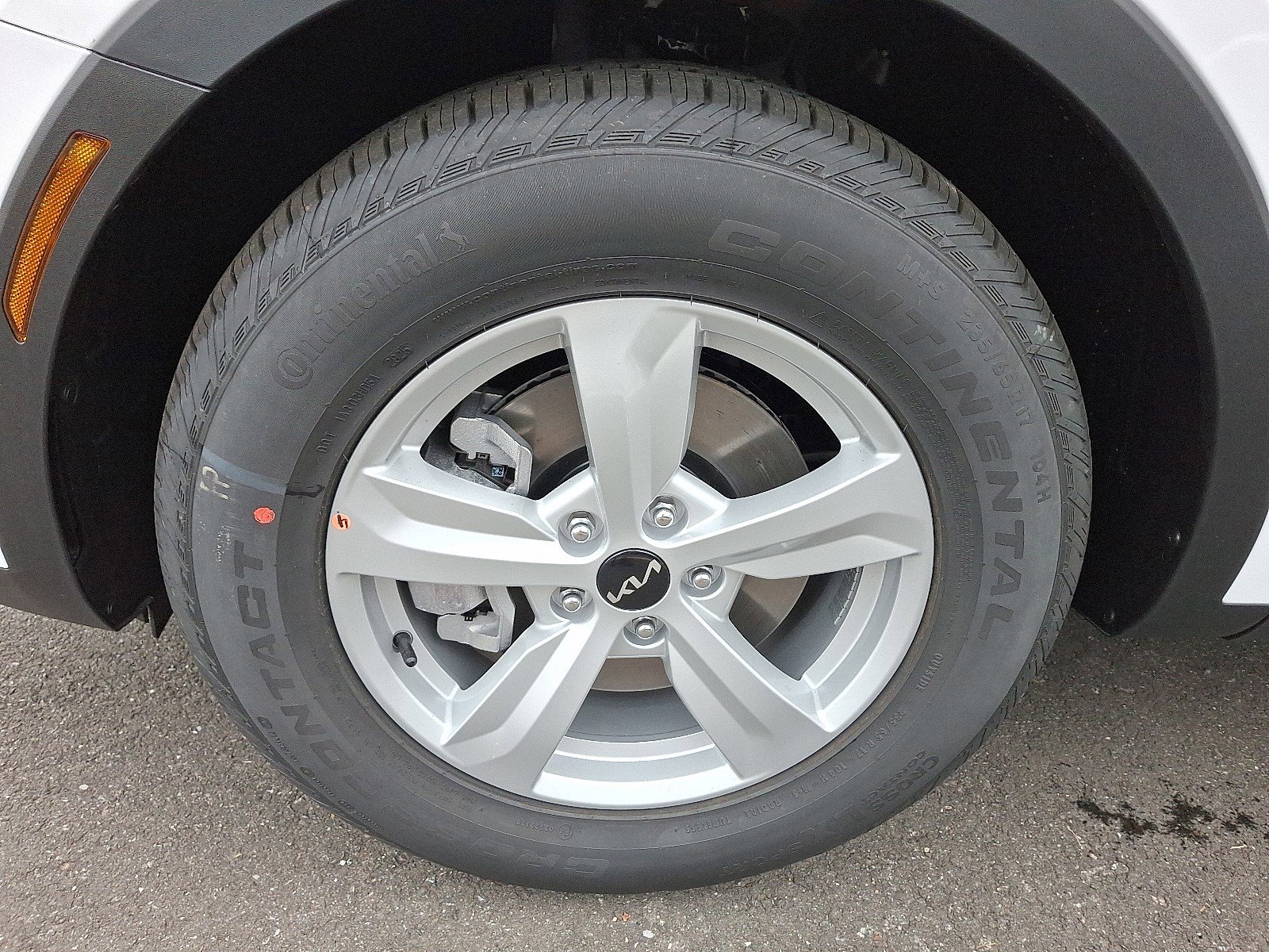 2026 Kia Sorento LX photo 4