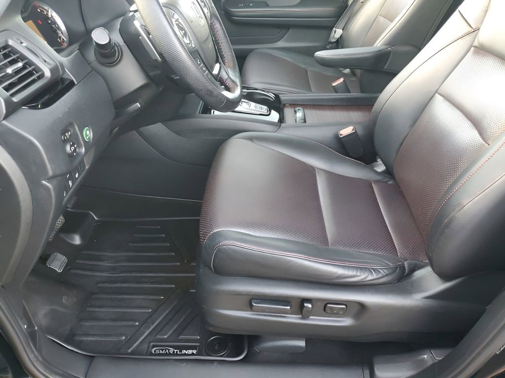 2021 Honda Ridgeline Black Edition photo 31