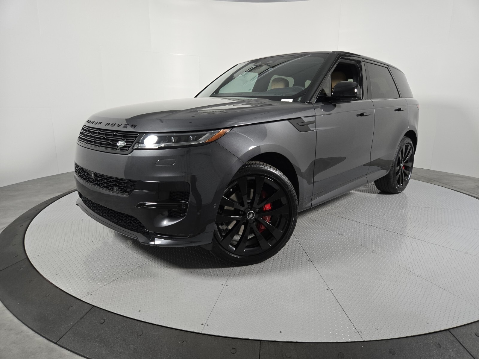 2025 Land Rover Range Rover Sport SE photo 28