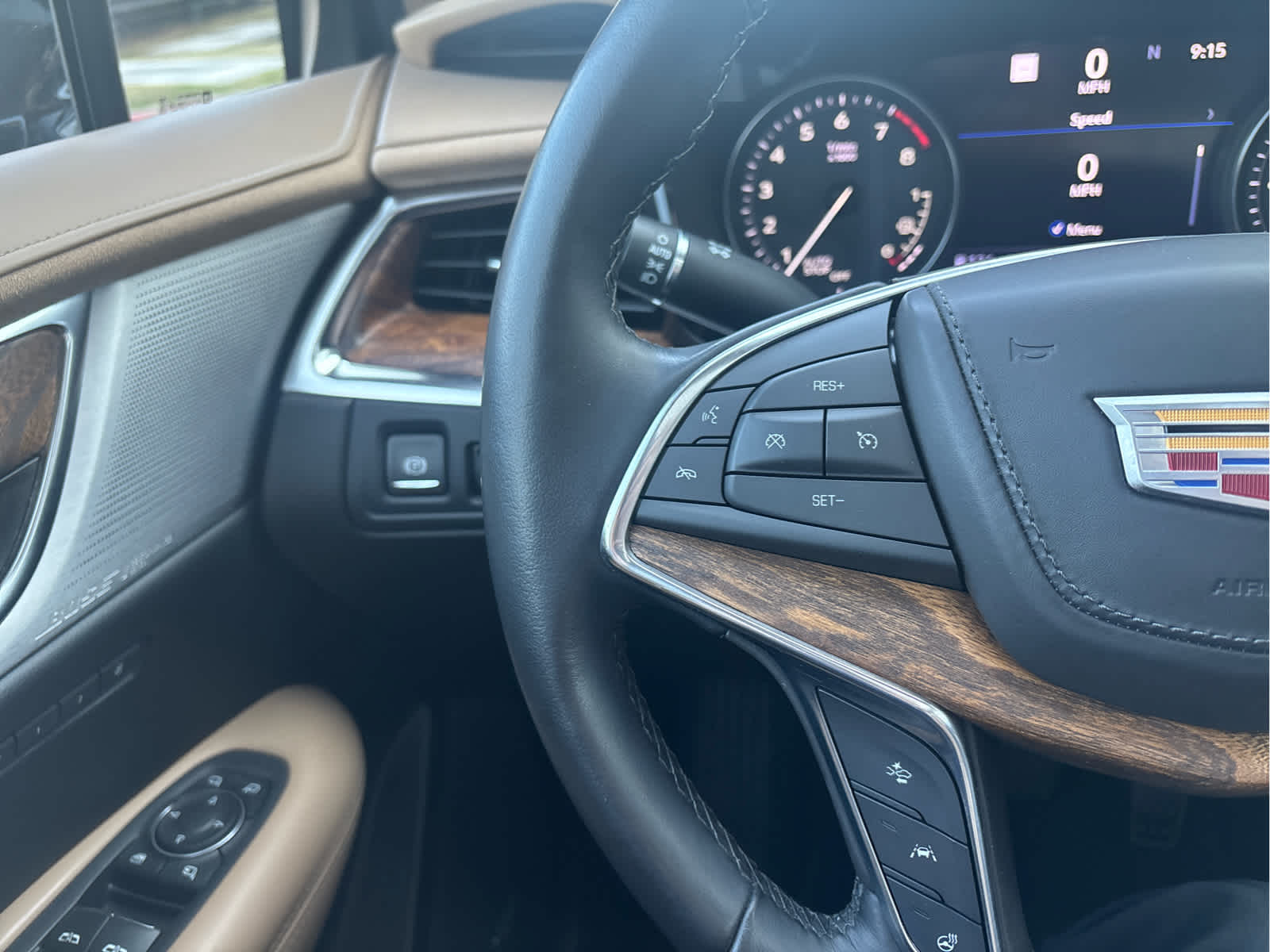 2021 Cadillac XT5 Platinum Premium Luxury photo 18
