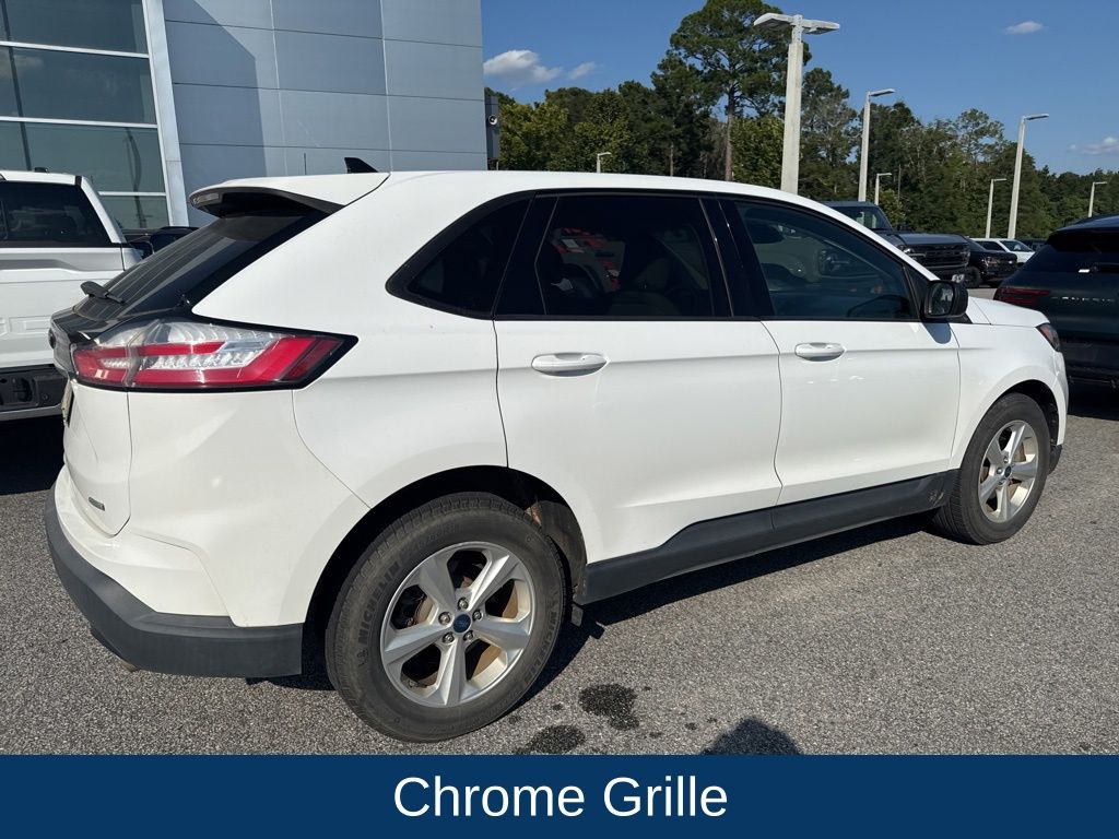 2019 Ford Edge SE photo 5