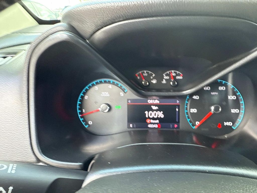 2019 Chevrolet Colorado LT photo 32