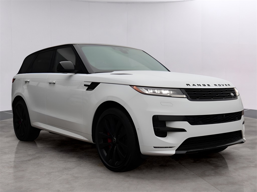 2025 Land Rover Range Rover Sport SE photo 3