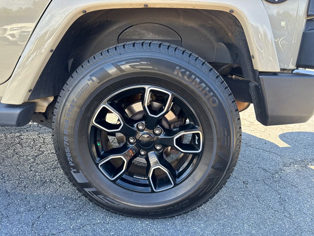 2018 Jeep Wrangler Unlimited Altitude photo 17