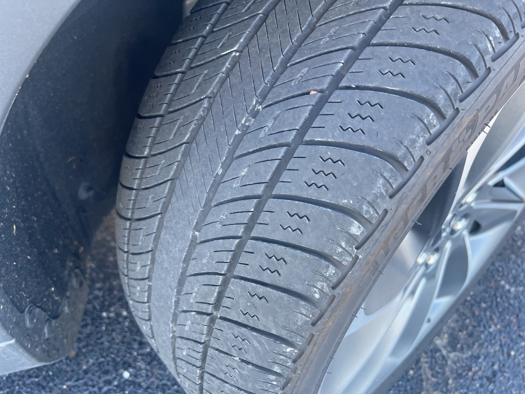 2022 Lincoln Nautilus Reserve photo 2