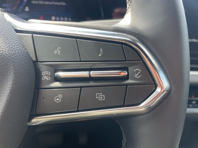 2025 Chevrolet Equinox LT photo 9