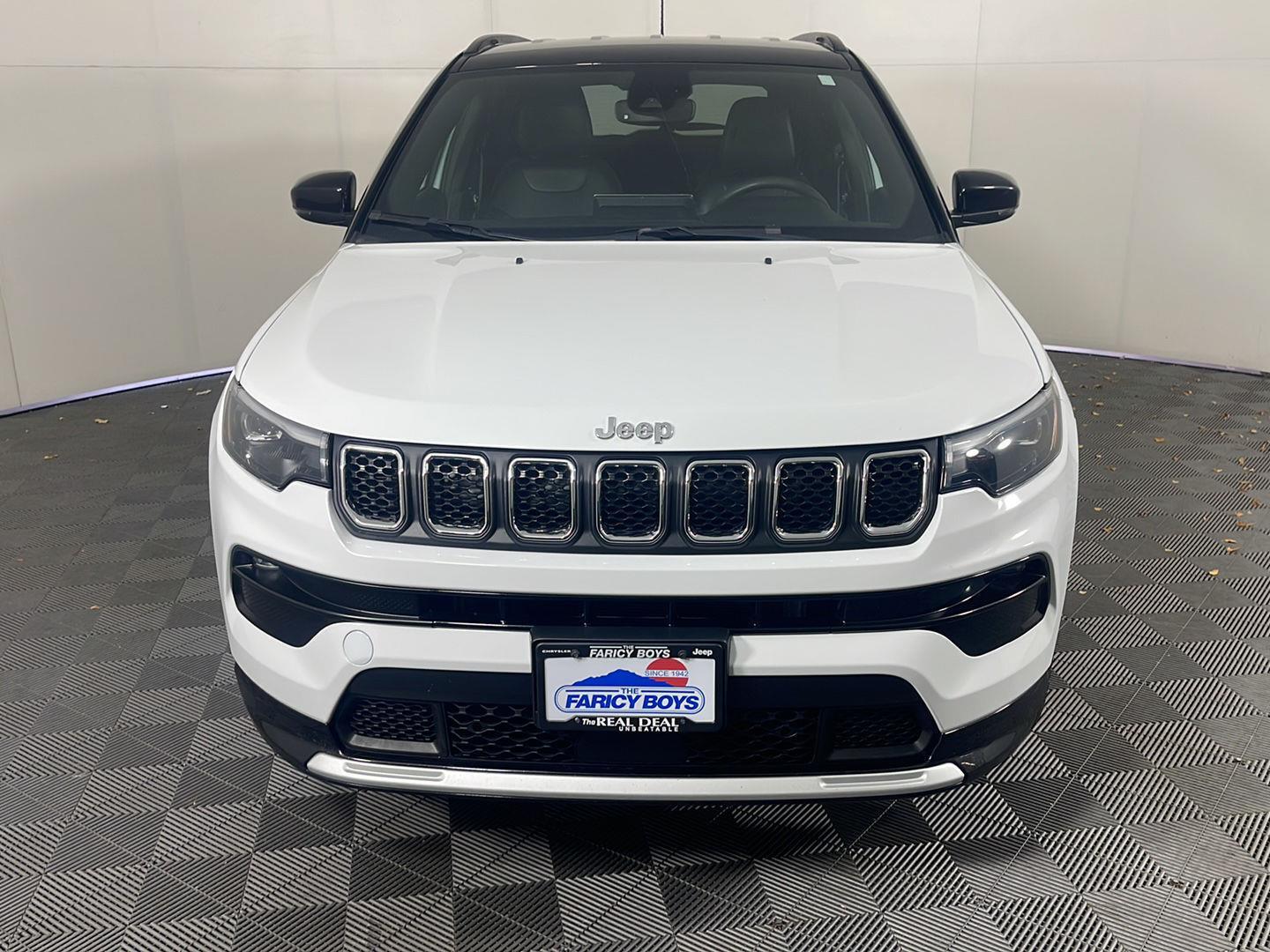 2023 Jeep Compass Limited photo 2