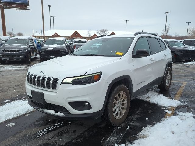 2022 Jeep Cherokee Latitude Lux photo 3