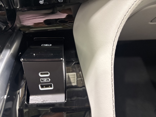 2023 Acura MDX Advance SH-AWD photo 37