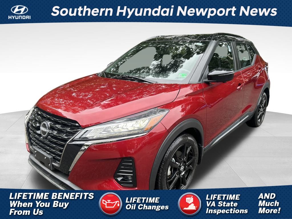 2022 Nissan Kicks SR