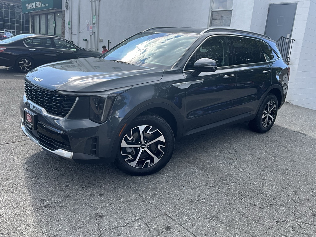 2025 Kia Sorento S's photo