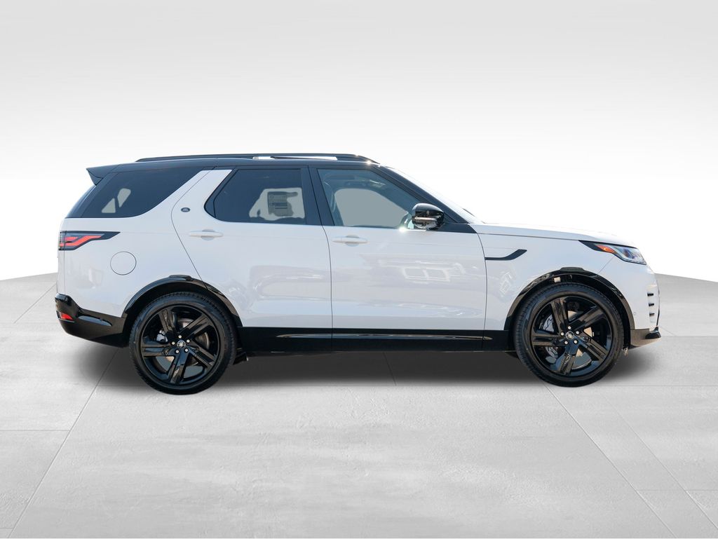2025 Land Rover Discovery SE photo 4
