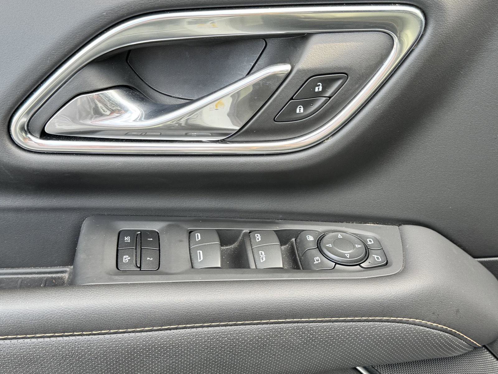 2023 Gmc Yukon XL AT4 photo 13