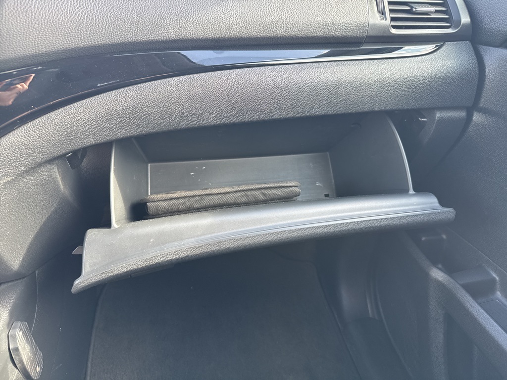 2016 Honda Pilot Touring photo 35