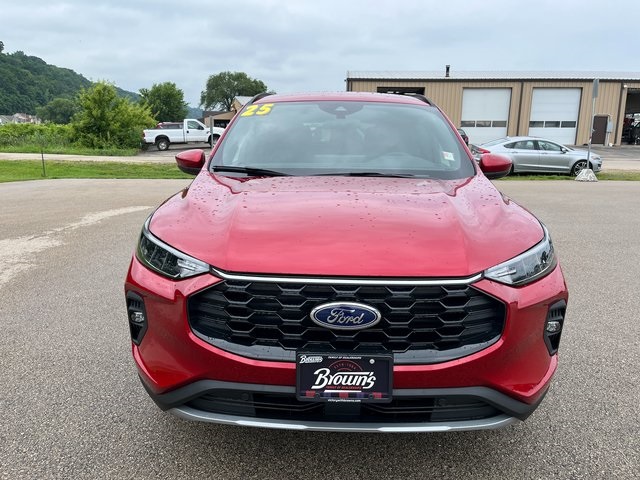 2025 Ford Escape Hybrid ST-Line Select photo 2