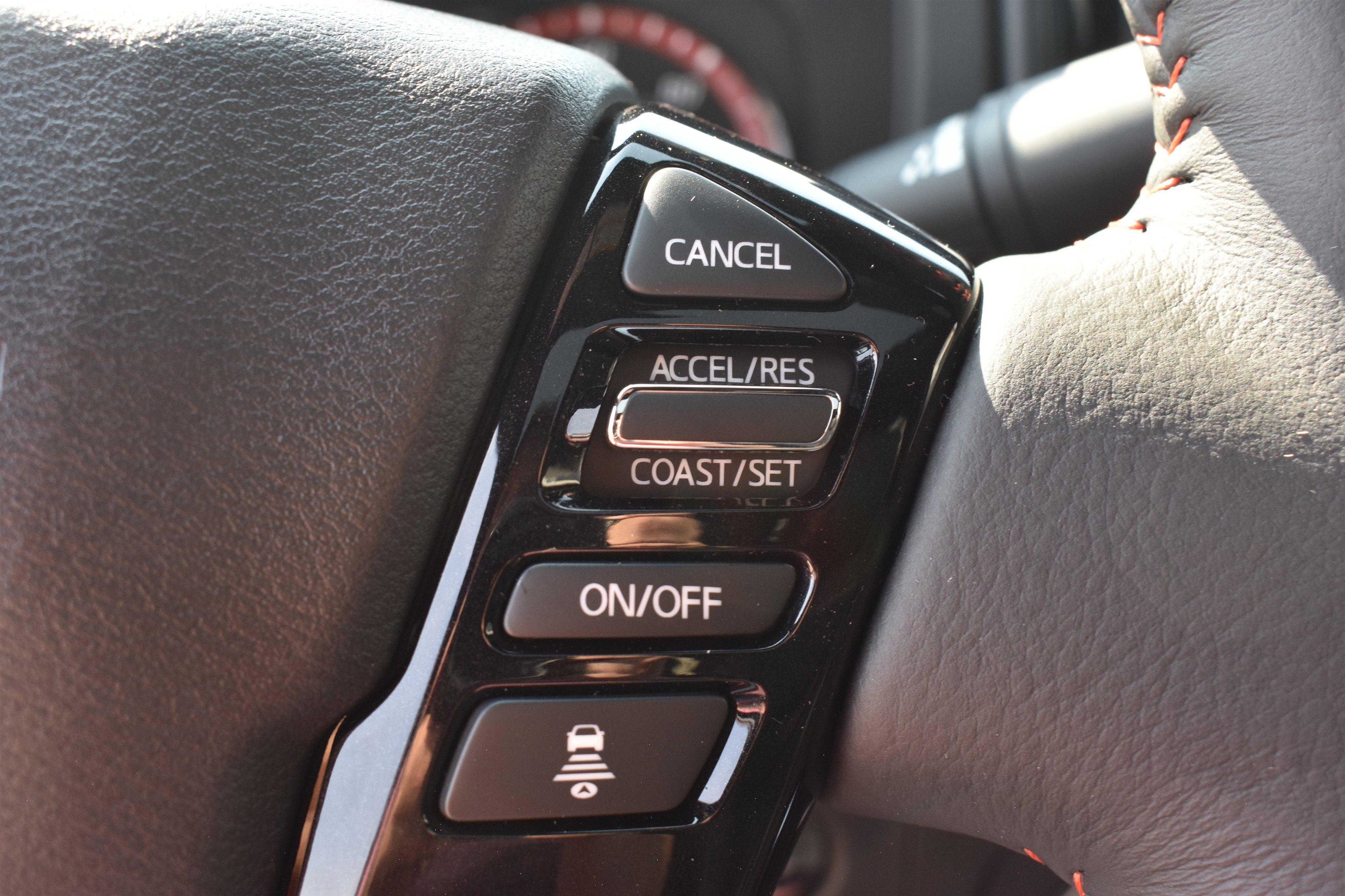 2026 Nissan Frontier Crew Cab PRO-4X photo 12
