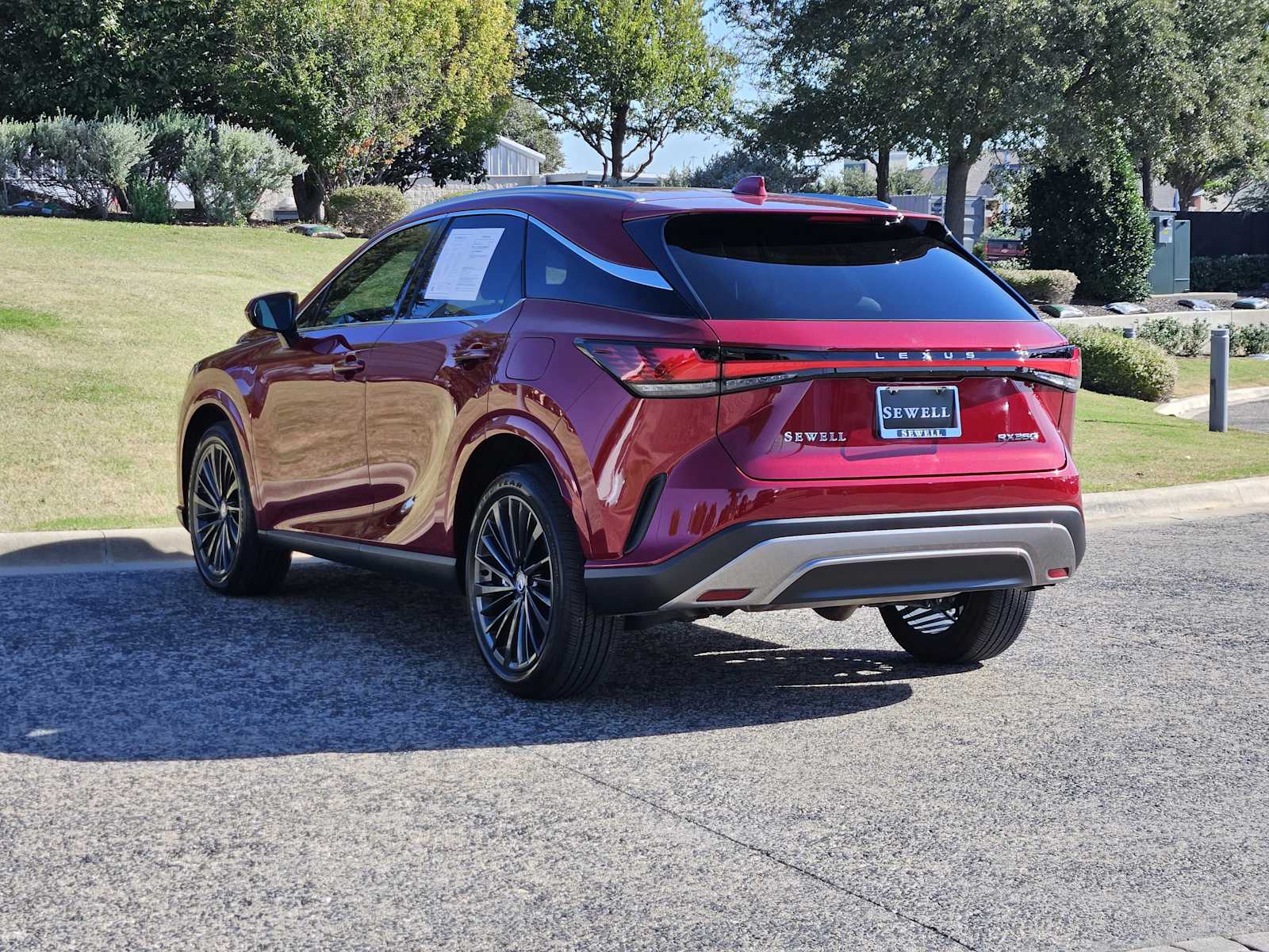 2025 Lexus RX 350 Premium photo 3