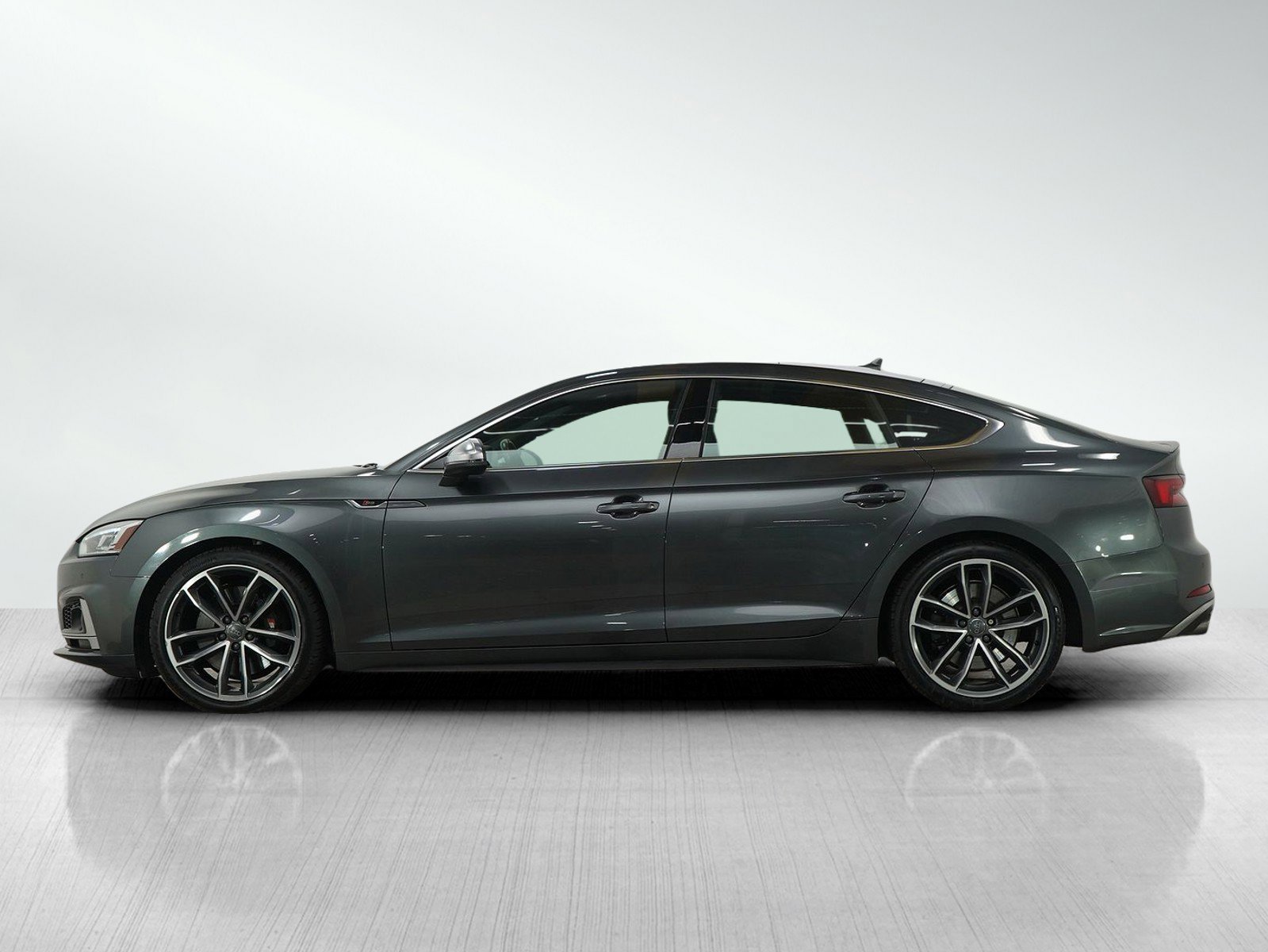 Used 2018 Audi S5 Sportback Prestige with VIN WAUC4CF52JA022726 for sale in Burnsville, Minnesota