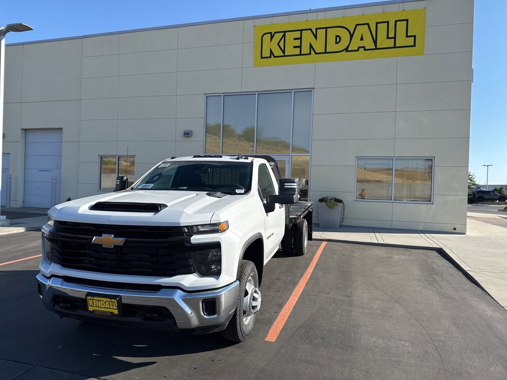 2025 Chevrolet Silverado 3500HD Chassis Work Truck Regular Cab 4WD