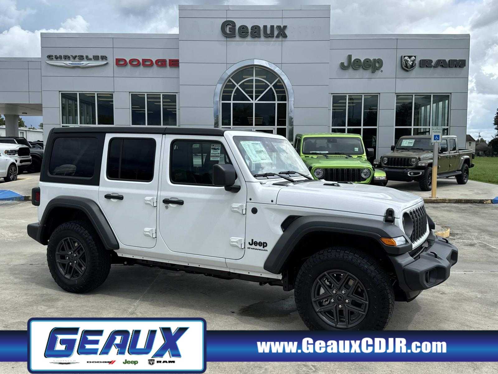 2025 Jeep Wrangler 4-Door Sport S's photo