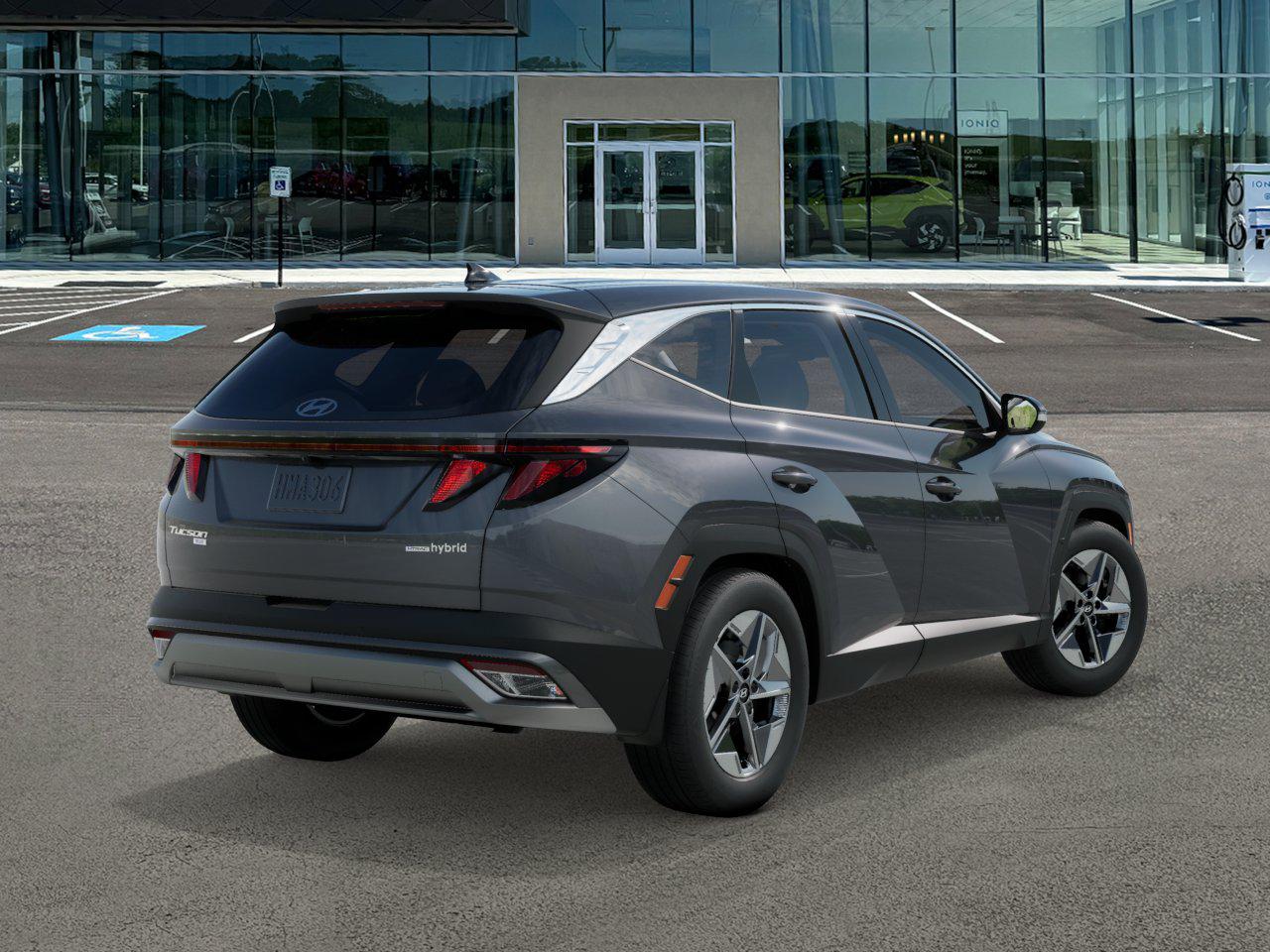 2026 Hyundai Tucson Hybrid SEL photo 2