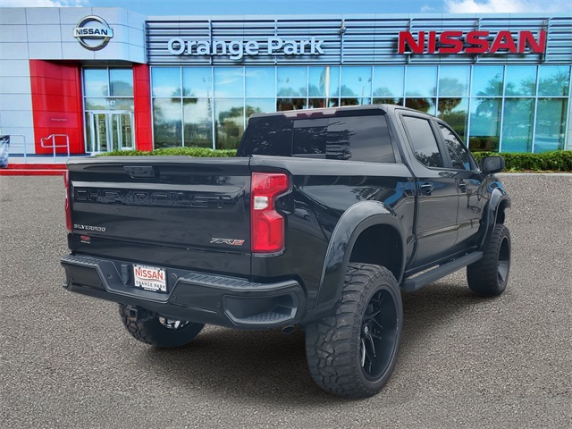 2022 Chevrolet Silverado 1500 ZR2 photo 2