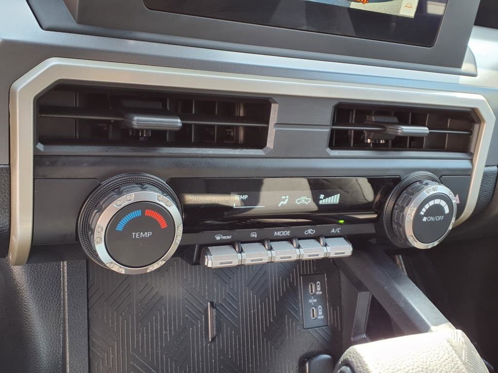 2024 Toyota Tacoma SR5 photo 6