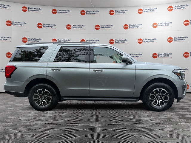 2024 Ford Expedition XLT photo 6