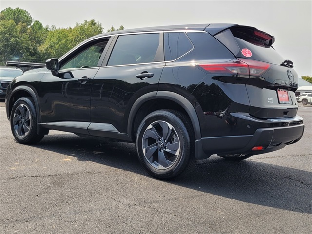 2025 Nissan Rogue SV photo 3