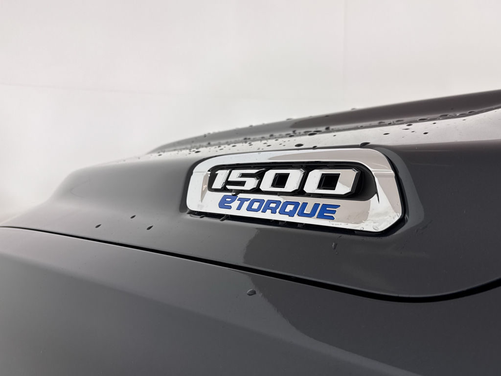2025 Ram 1500 Tradesman photo 17