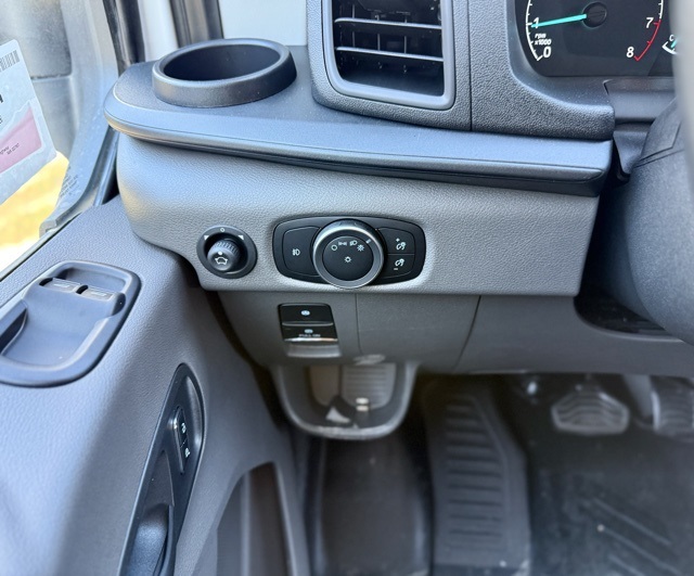 2025 Ford Transit photo 16