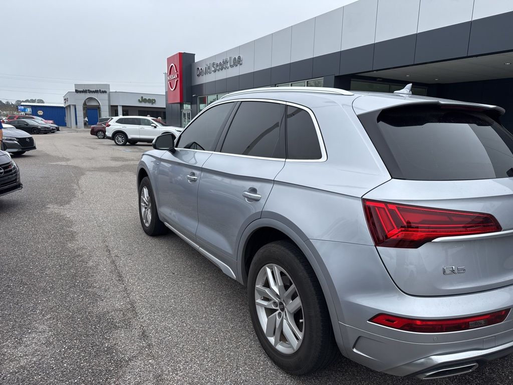 2022 Audi Q5 45 S line Premium photo 3